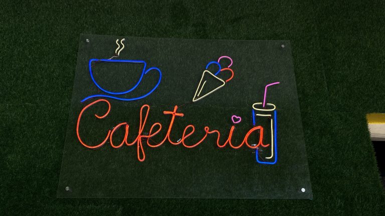 Cafeteria (4)